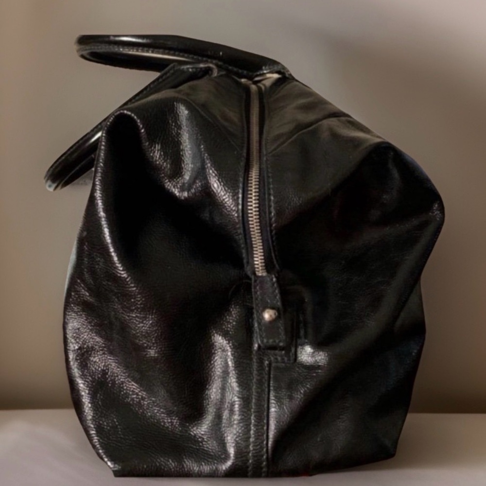 YSL Easy Boston Patent Leather Enamel Black Bag - Picture 6 of 14